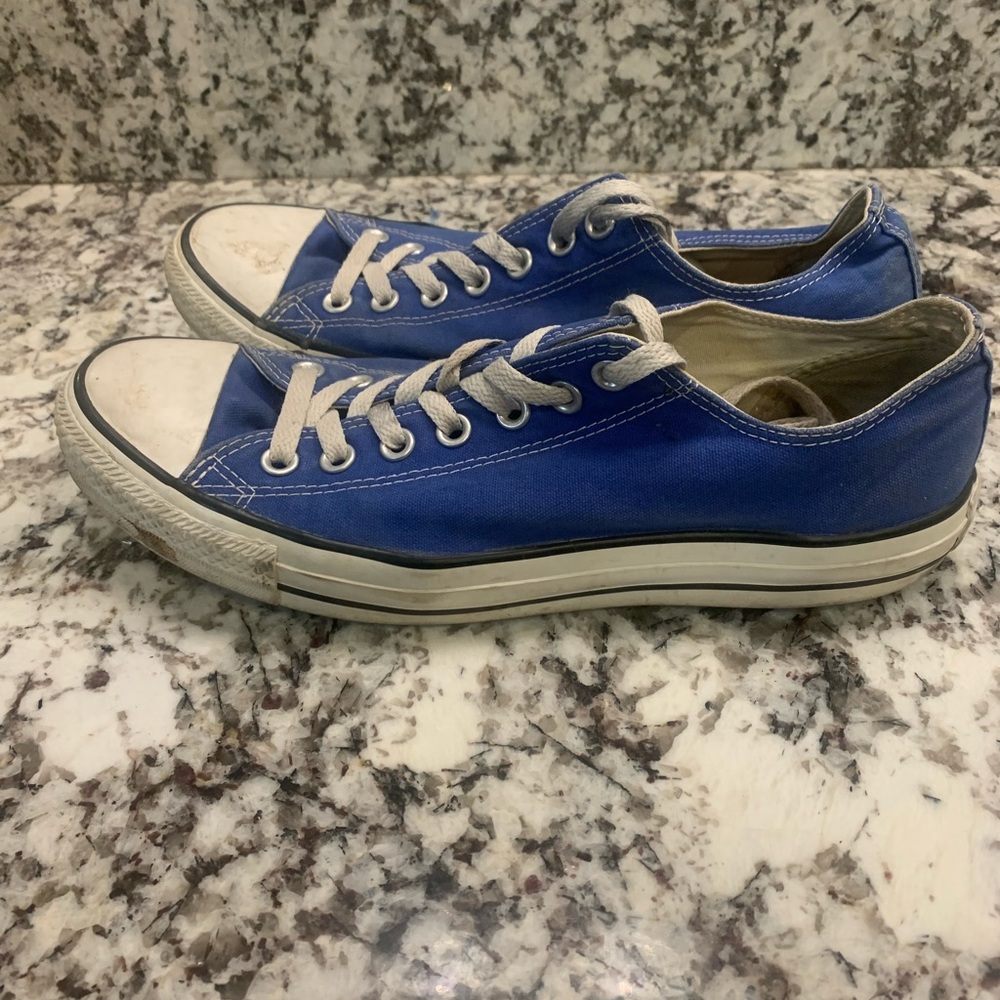Converse Lo tops